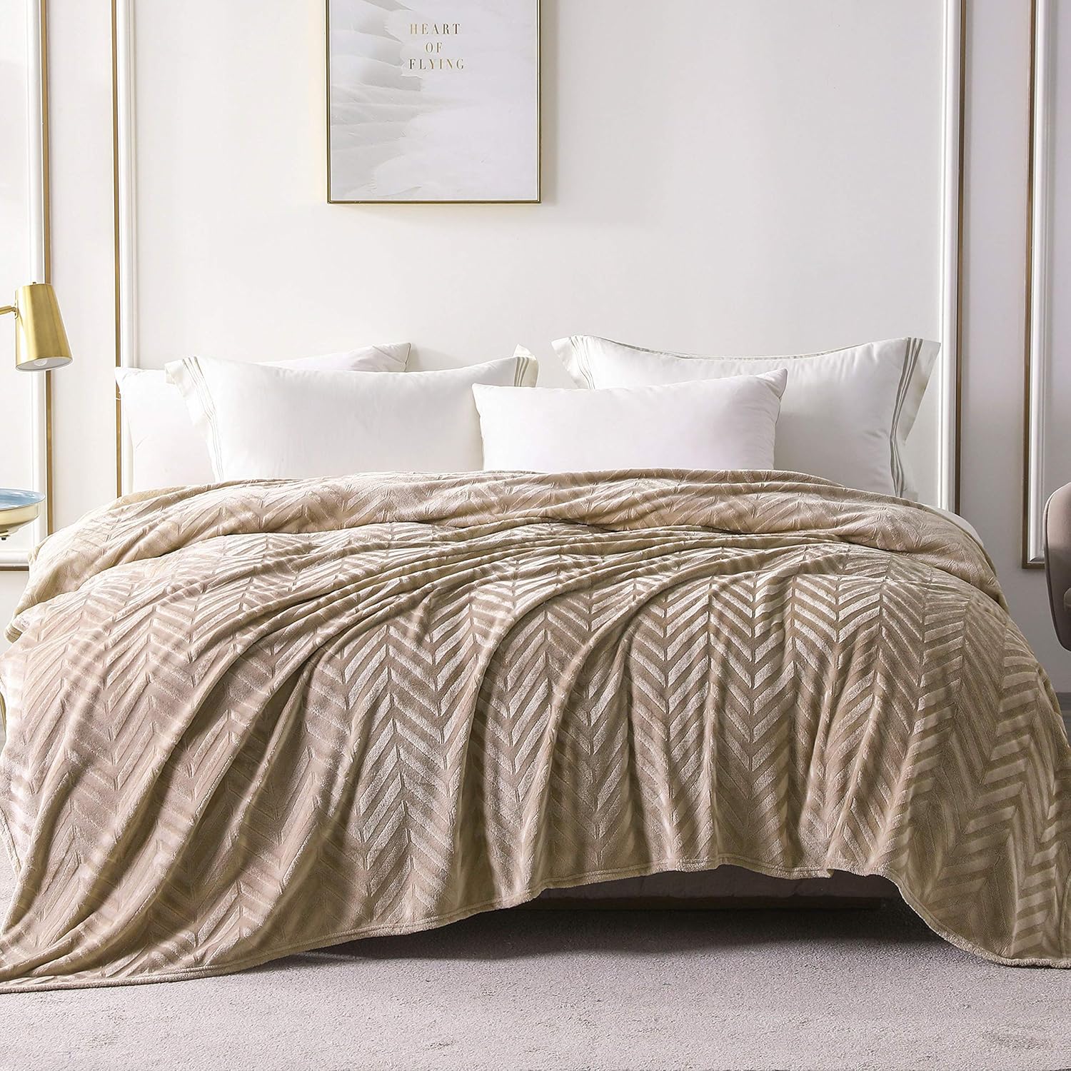 Fleece Queen Size Bed Blanket Champagne - Image 7